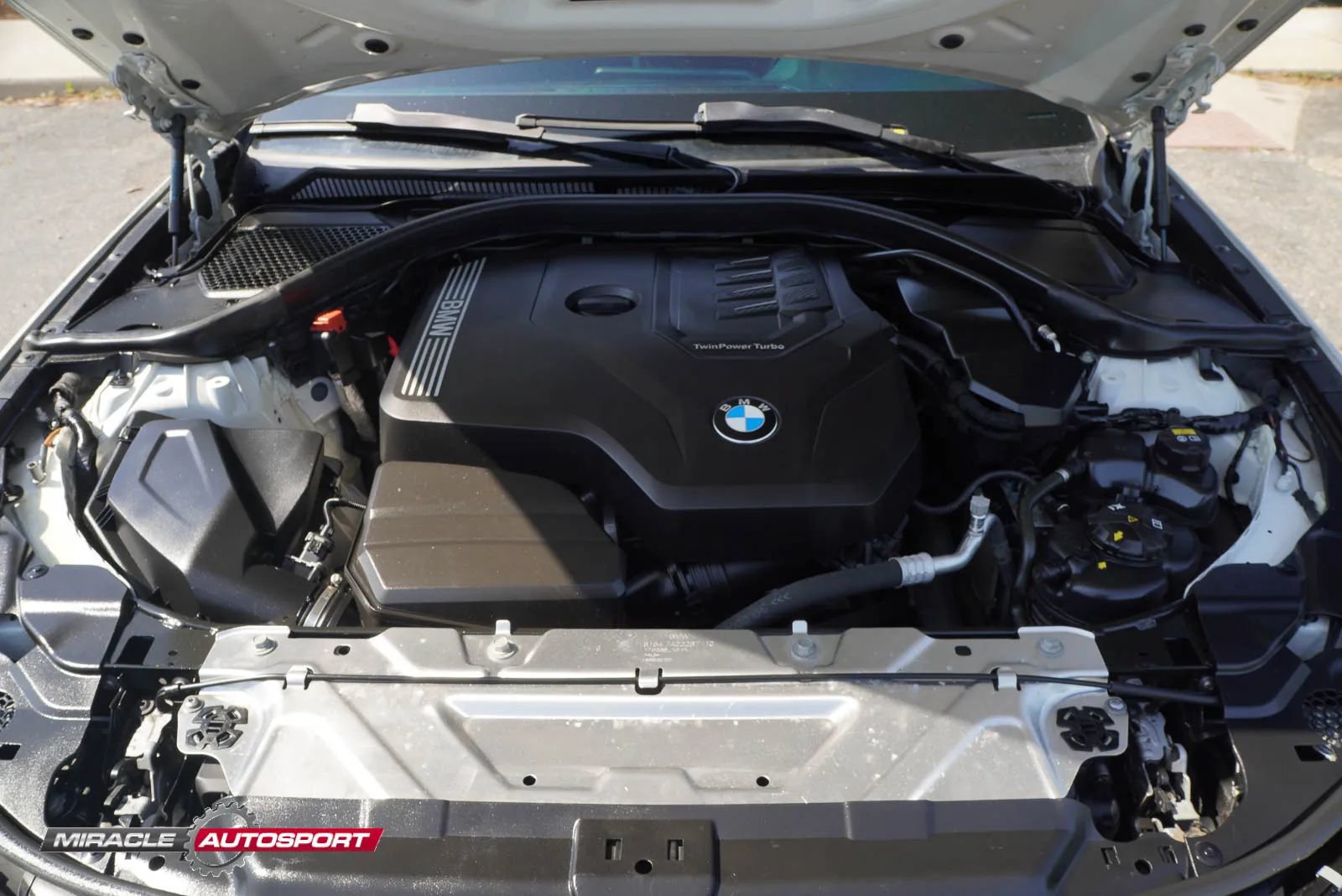 Used 2019 BMW 330i xDrive Sedan w/ Convenience Package AWD/4WD image 14