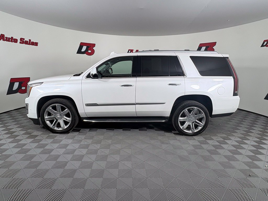 Used 2019 Cadillac Escalade Luxury AWD/4WD image 4