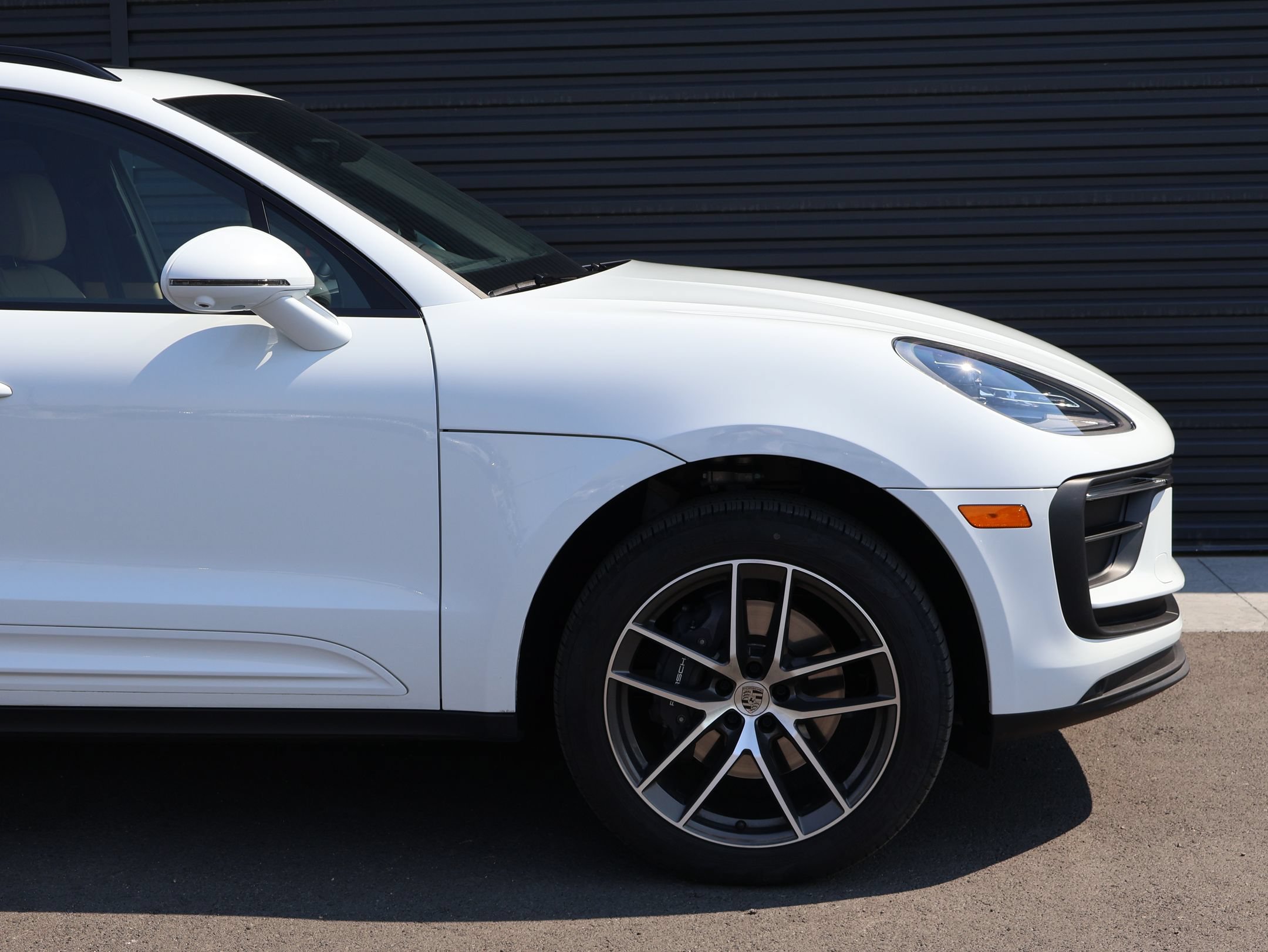 Certified 2026 Porsche Macan AWD/4WD image 13