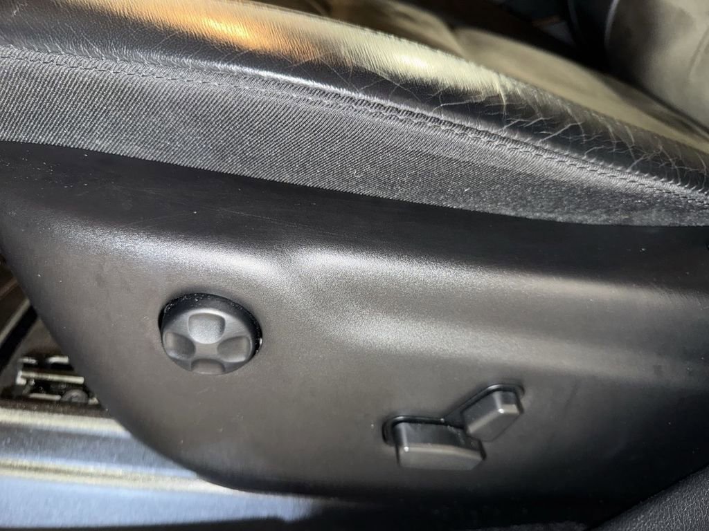 Used 2021 Jeep Grand Cherokee Laredo X image 18