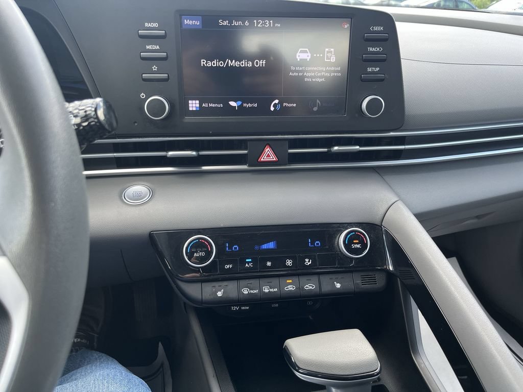 Used 2023 Hyundai Elantra Blue FWD image 24
