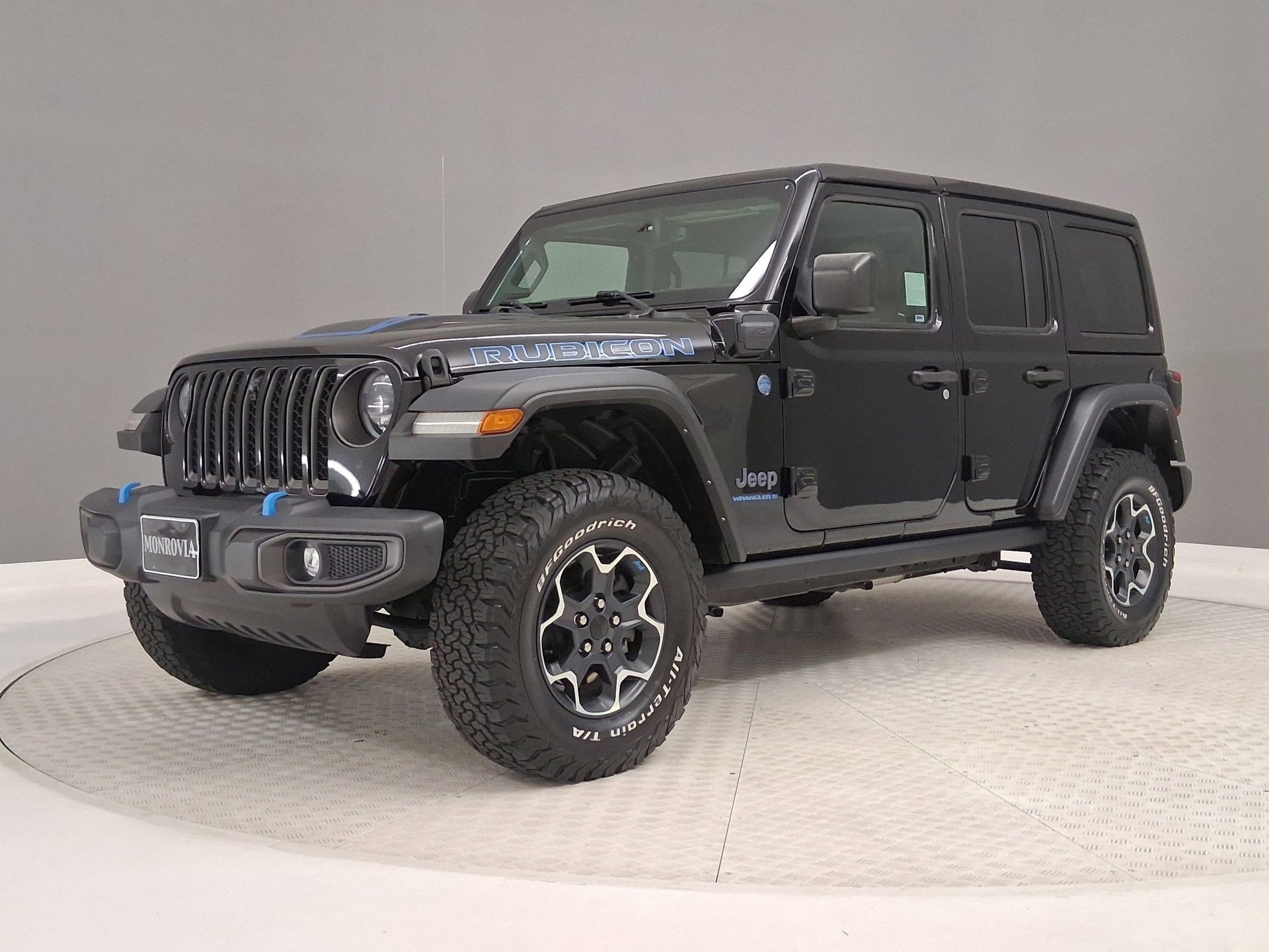 Used 2023 Jeep Wrangler Unlimited Rubicon 4xe w/ Safety Group AWD/4WD image 40