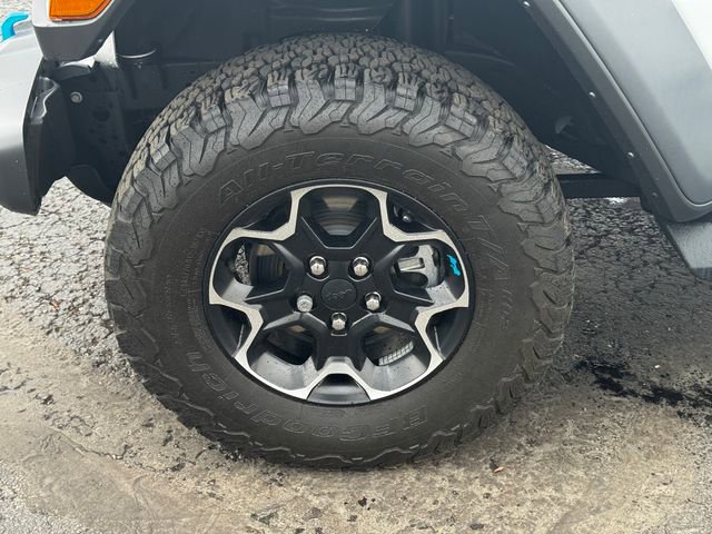 Used 2022 Jeep Wrangler Unlimited Rubicon 4xe w/ Safety Group image 10