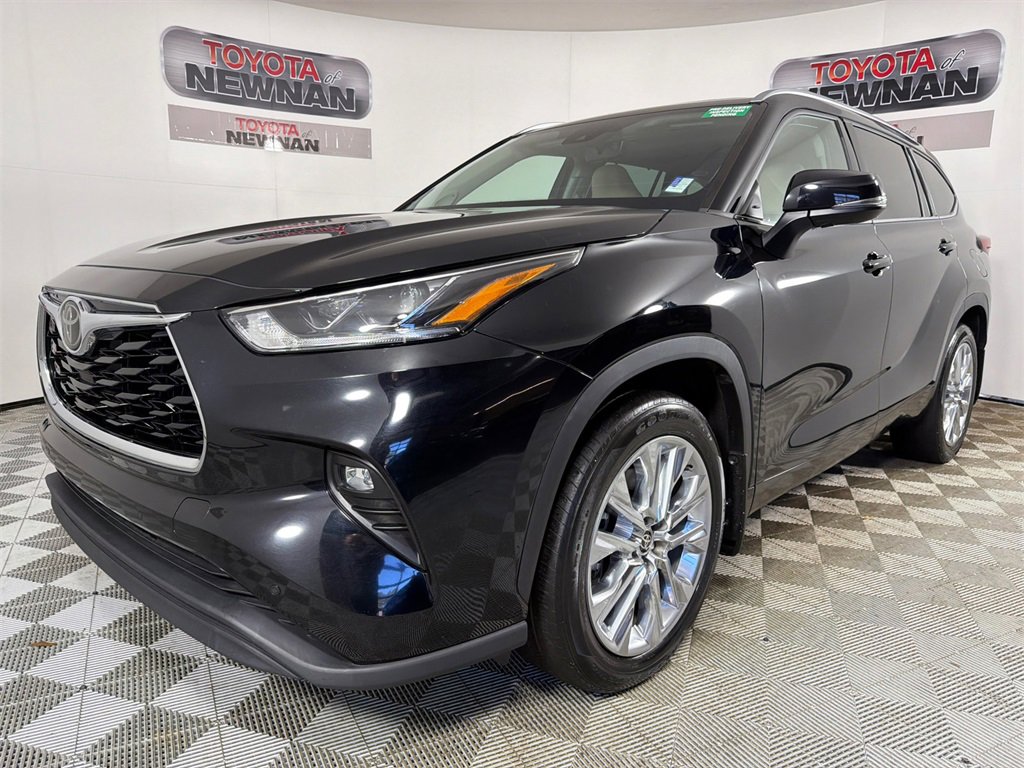Used 2020 Toyota Highlander Limited image 9