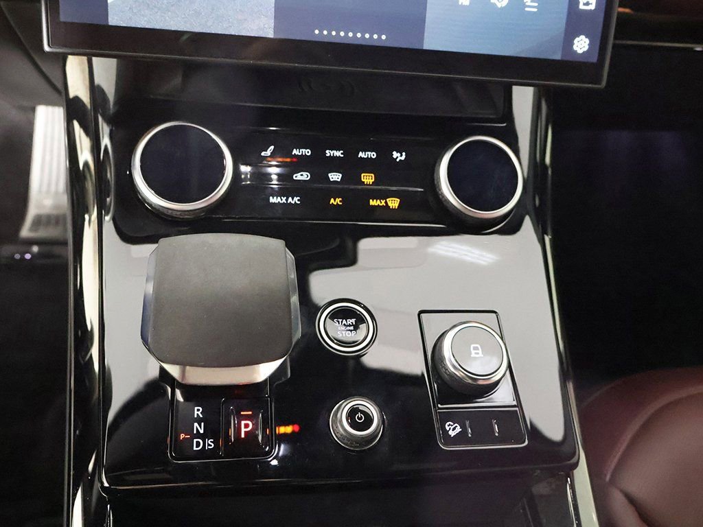 Used 2023 Land Rover Range Rover Sport SE Dynamic image 50