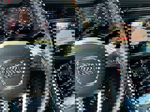 Used 2020 Audi Q8 Prestige image 19