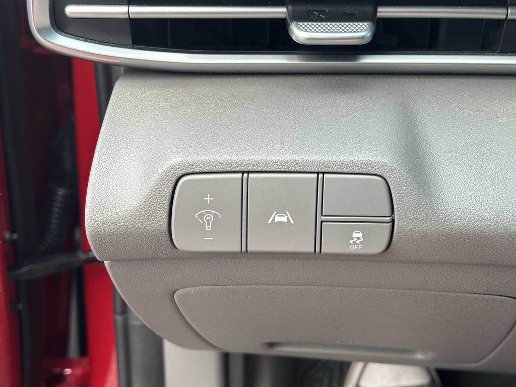 Certified 2023 Hyundai Elantra SEL w/ Preferred Accessory Package FWD image 25