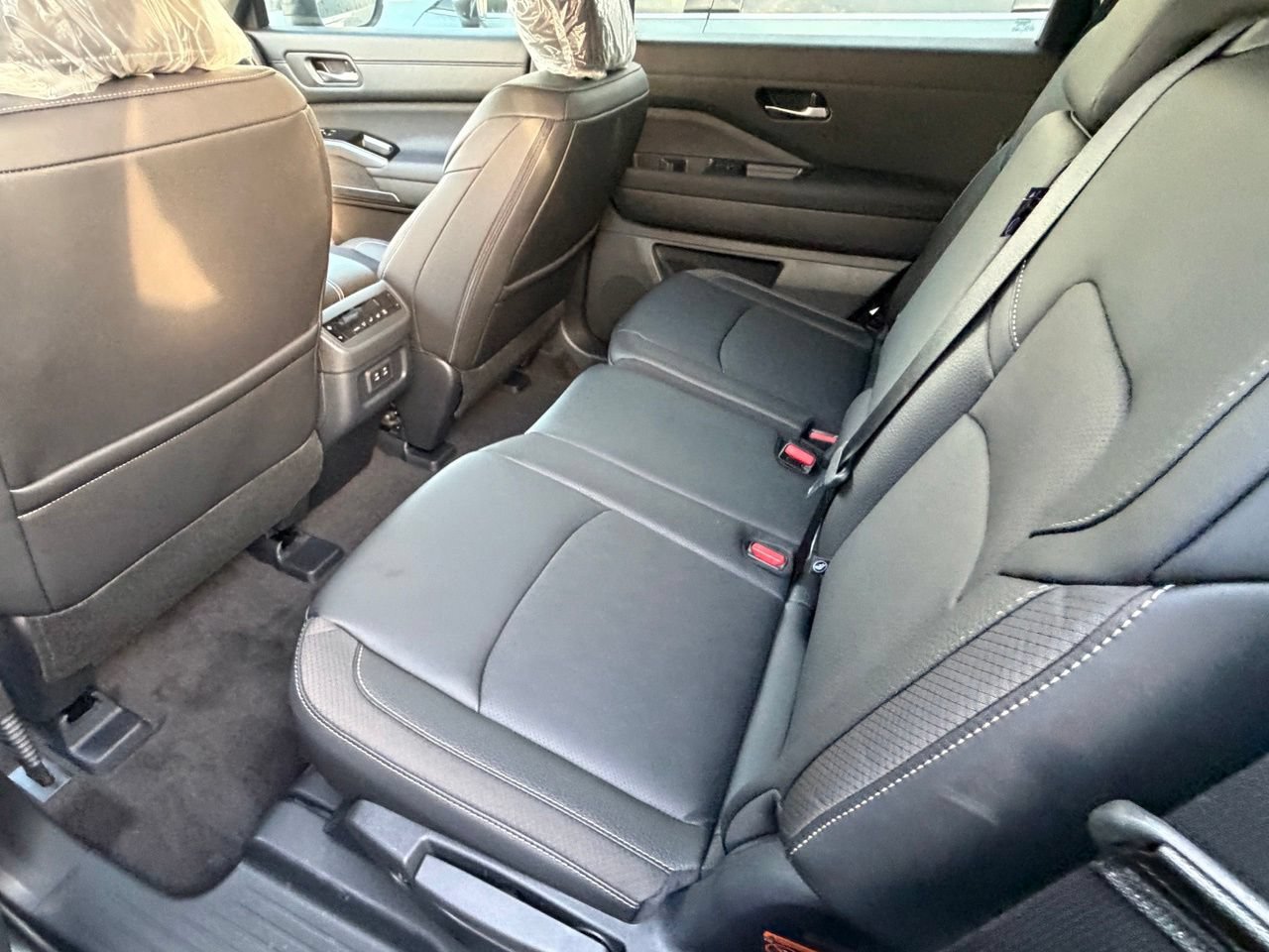 New 2026 Nissan Pathfinder SL FWD image 21