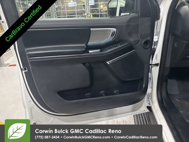 Used 2025 Ford Expedition Max Platinum AWD/4WD image 13