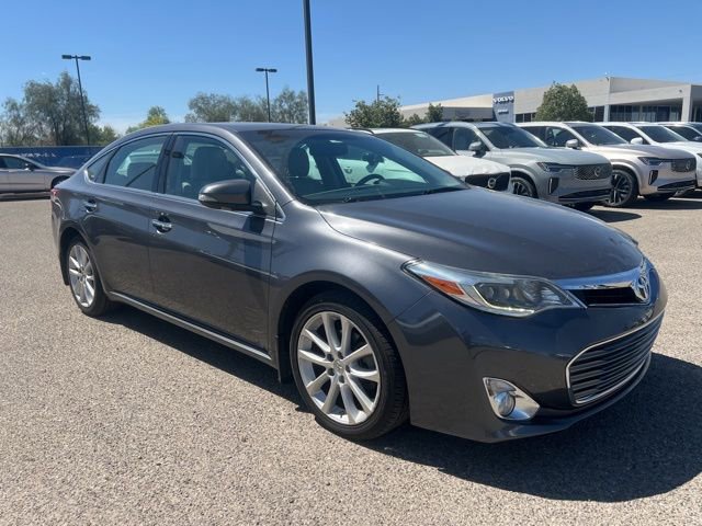 Used 2013 Toyota Avalon Limited image 1