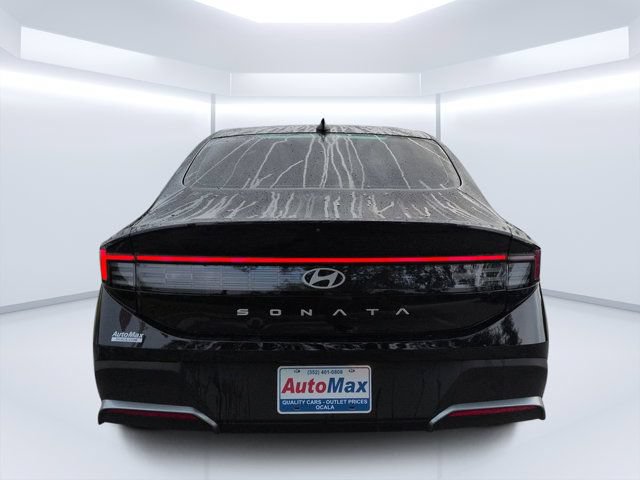 Used 2025 Hyundai Sonata SE FWD image 4