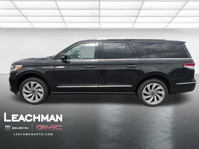 Used 2024 Lincoln Navigator L 4WD image 6