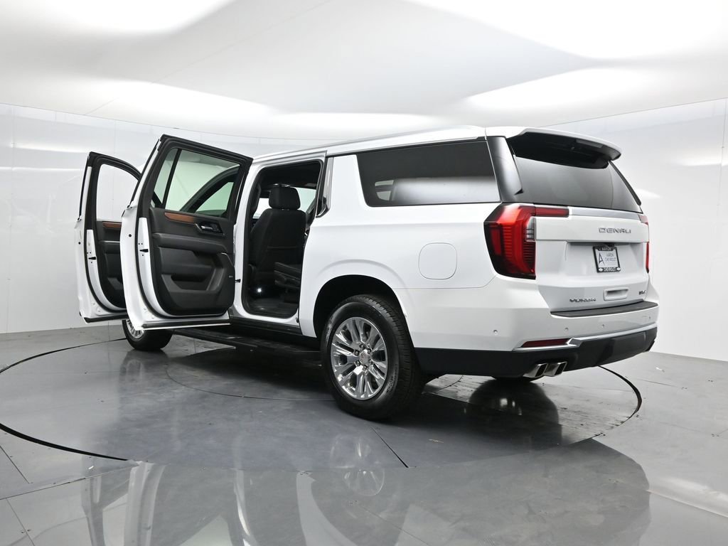 Used 2025 GMC Yukon XL Denali image 54