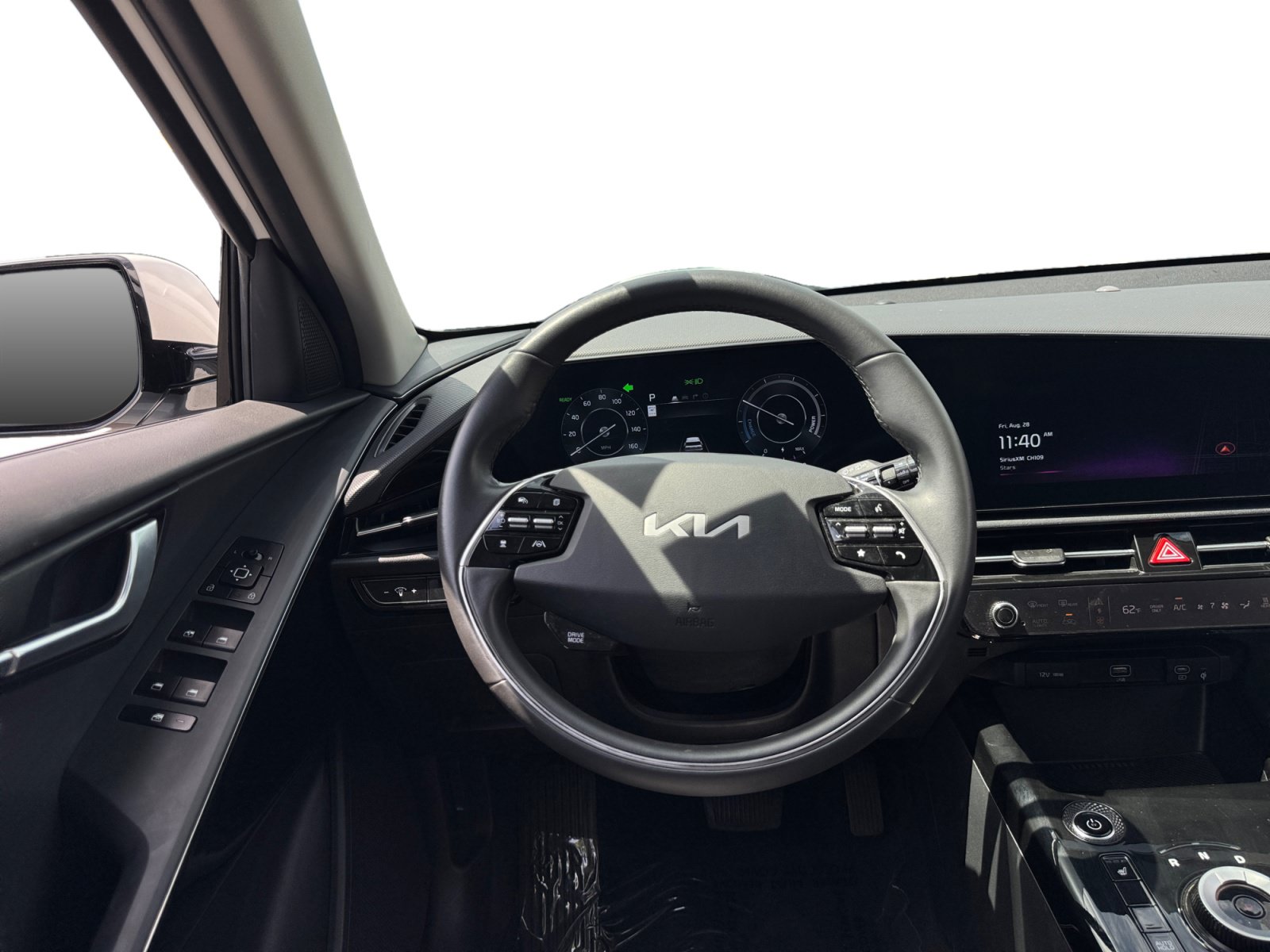 Used 2024 Kia Niro Wind FWD image 12