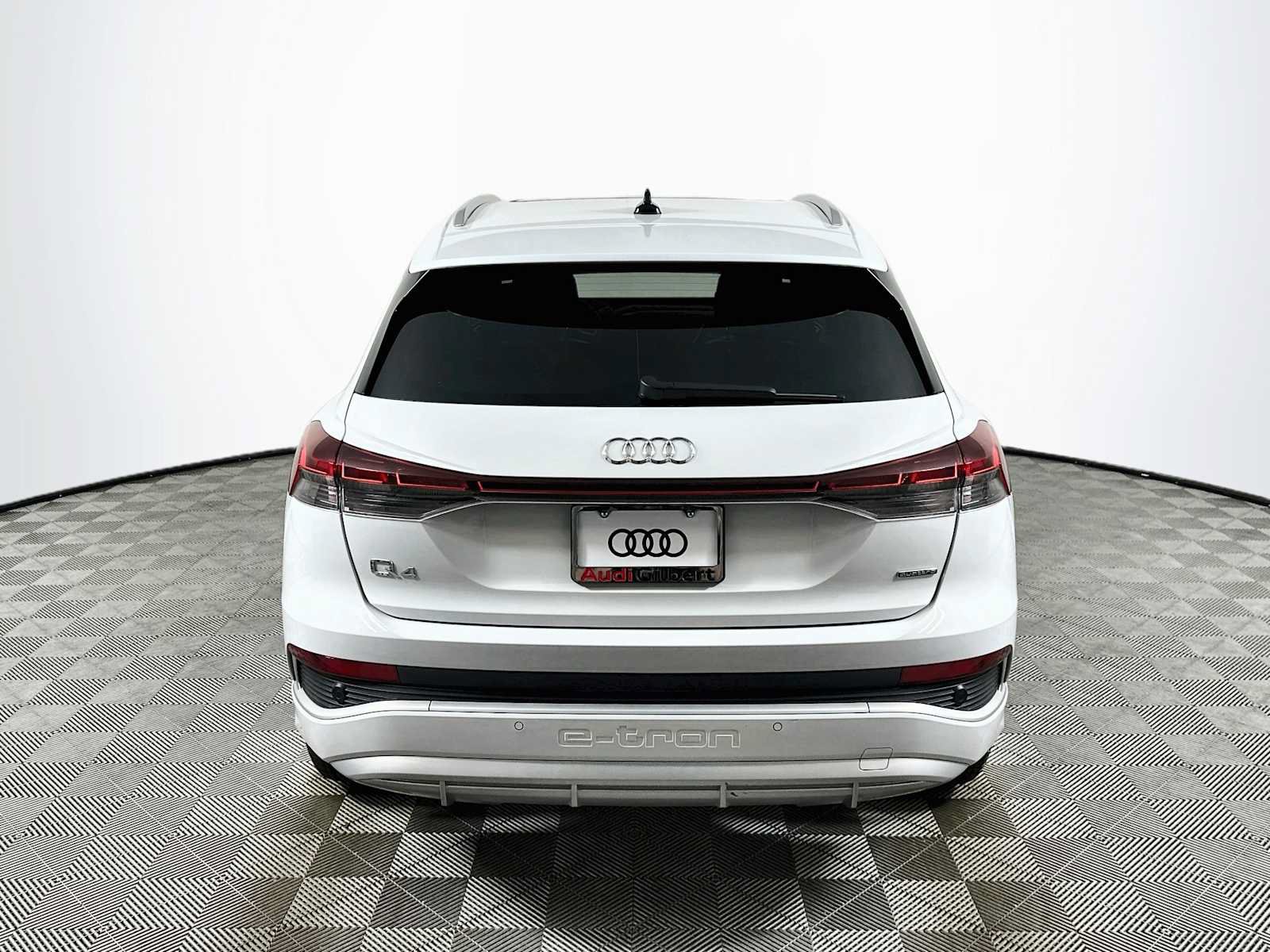 Certified 2023 Audi Q4 e-tron Premium Plus AWD/4WD image 6