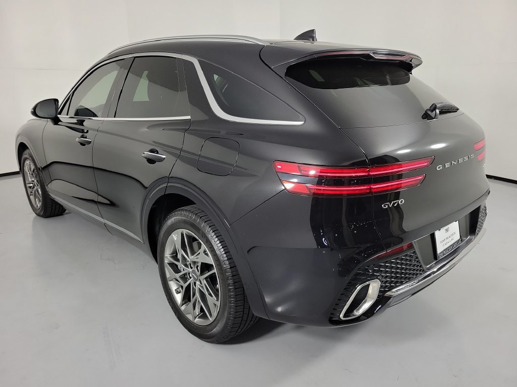 Used 2025 Genesis GV70 2.5T AWD/4WD image 6