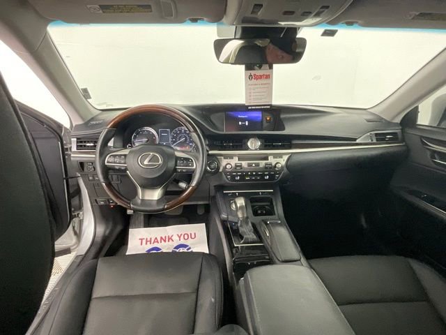 Used 2018 Lexus ES 350 w/ Navigation System Package image 16