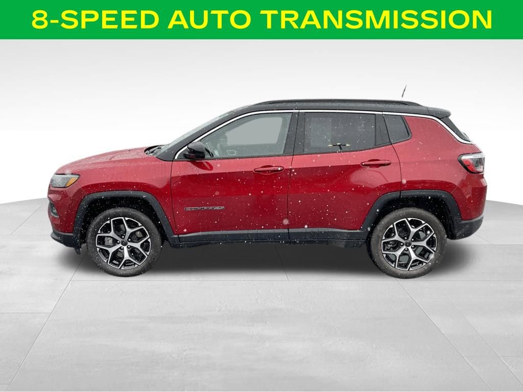 Used 2025 Jeep Compass Limited image 7