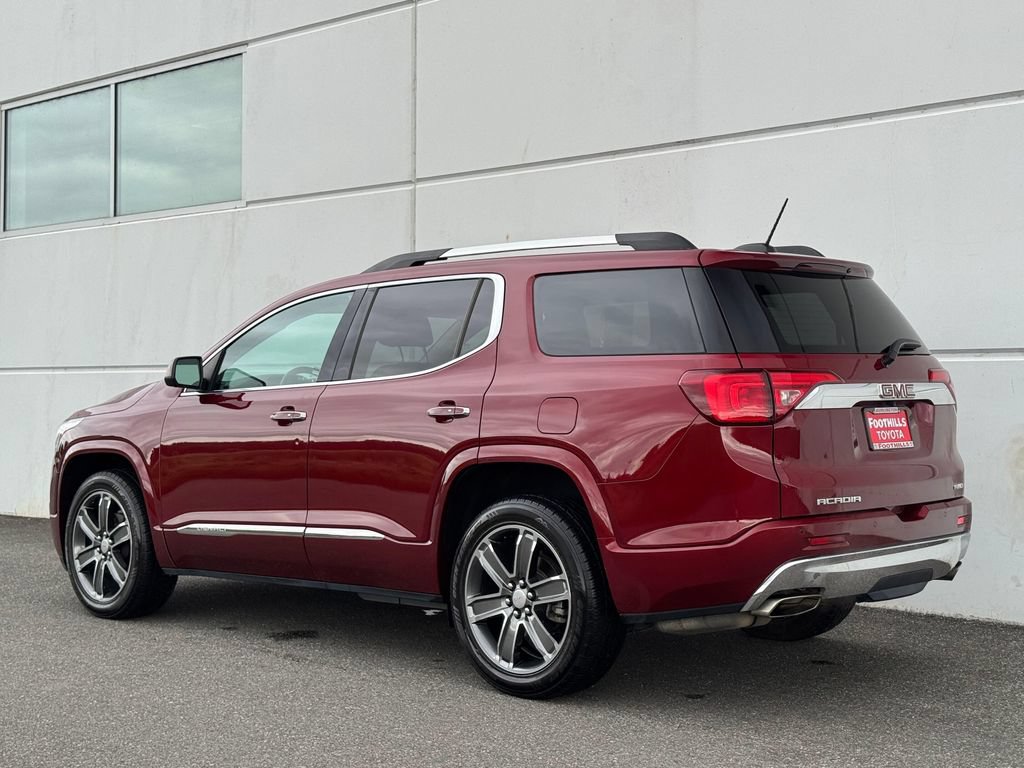Used 2017 GMC Acadia Denali w/ Technology Package AWD/4WD image 5