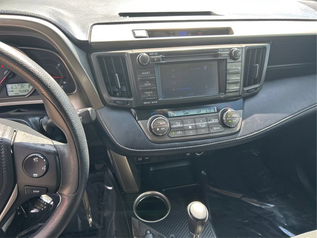 Used 2013 Toyota RAV4 XLE AWD/4WD image 16
