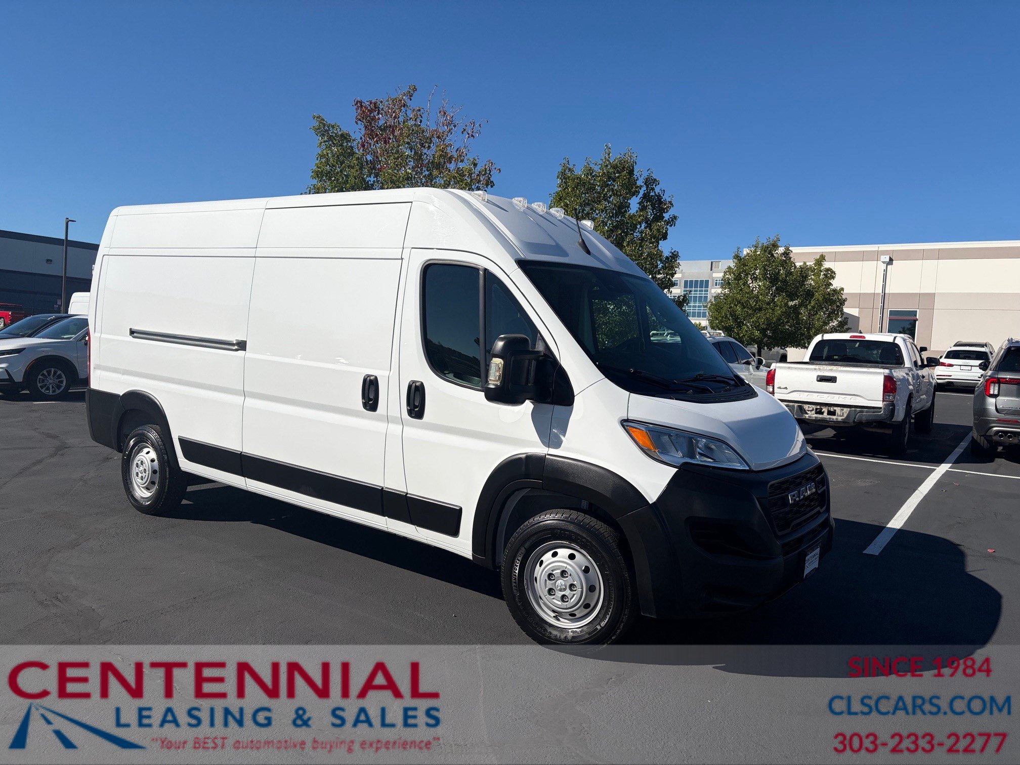 Used 2023 RAM ProMaster 2500 FWD image 1