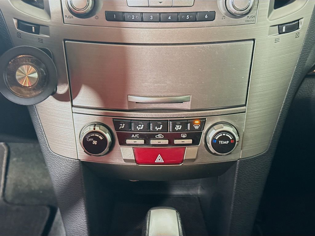 Used 2013 Subaru Outback 2.5i Premium w/ All-Weather Pkg image 14