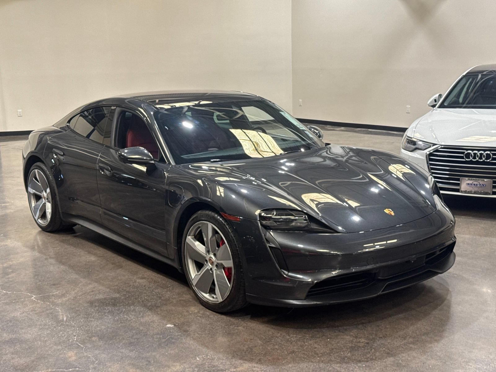 Used 2020 Porsche Taycan 4S AWD/4WD image 5