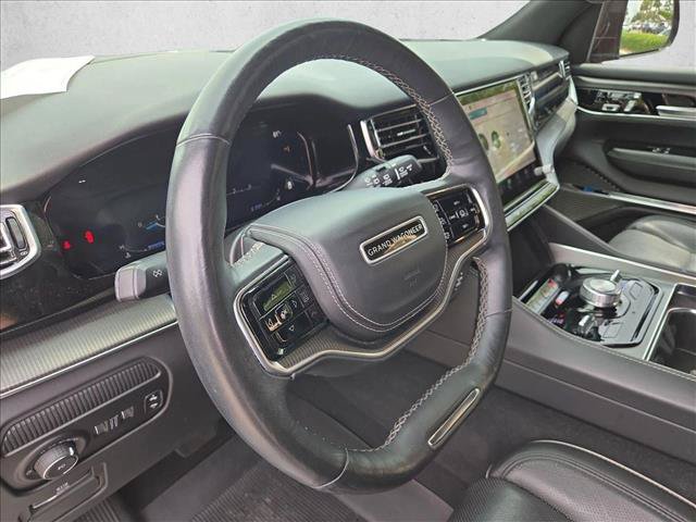 Used 2022 Jeep Grand Wagoneer Series II AWD/4WD image 9
