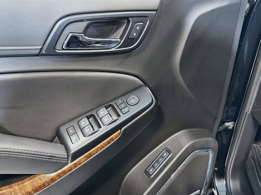 Used 2019 Chevrolet Suburban Premier w/ Max Trailering Package AWD/4WD image 19