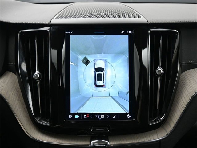 Used 2022 Volvo XC60 B5 Inscription w/ Advanced Package image 21