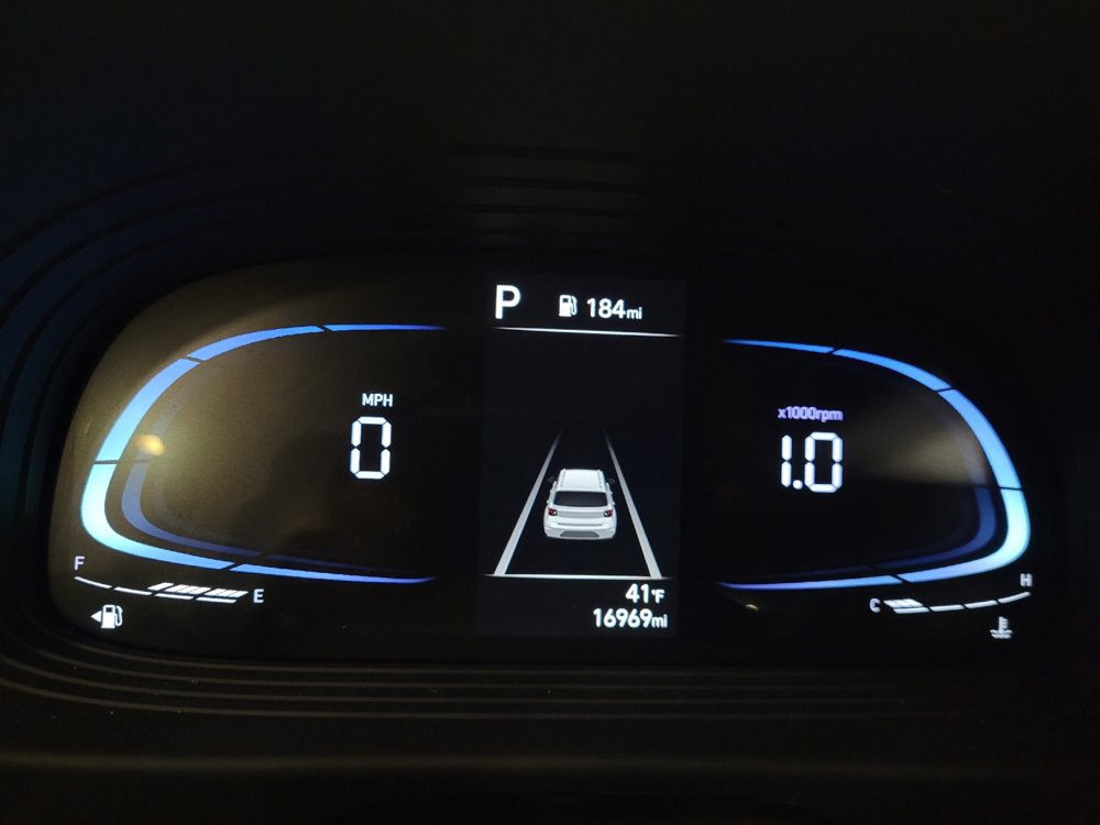 Used 2024 Hyundai Venue SE image 23