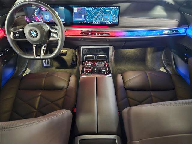 Certified 2023 BMW 740i image 18