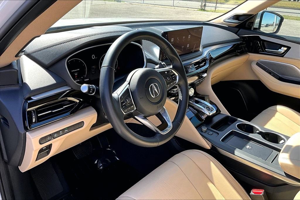 Certified 2025 Acura MDX w/ Technology Package image 17