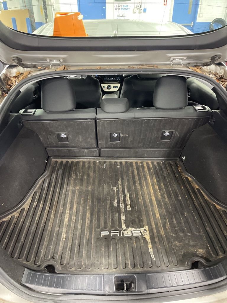 Used 2016 Toyota Prius Three w/ Protection Package FWD image 15