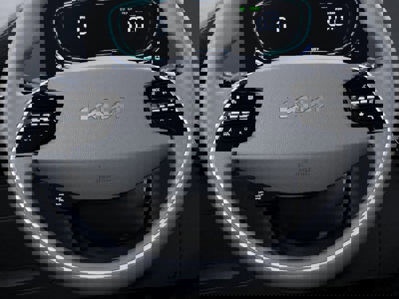 New 2026 Kia Niro LX image 22