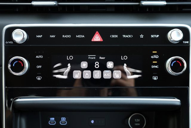 New 2025 Genesis GV80 2.5T image 15