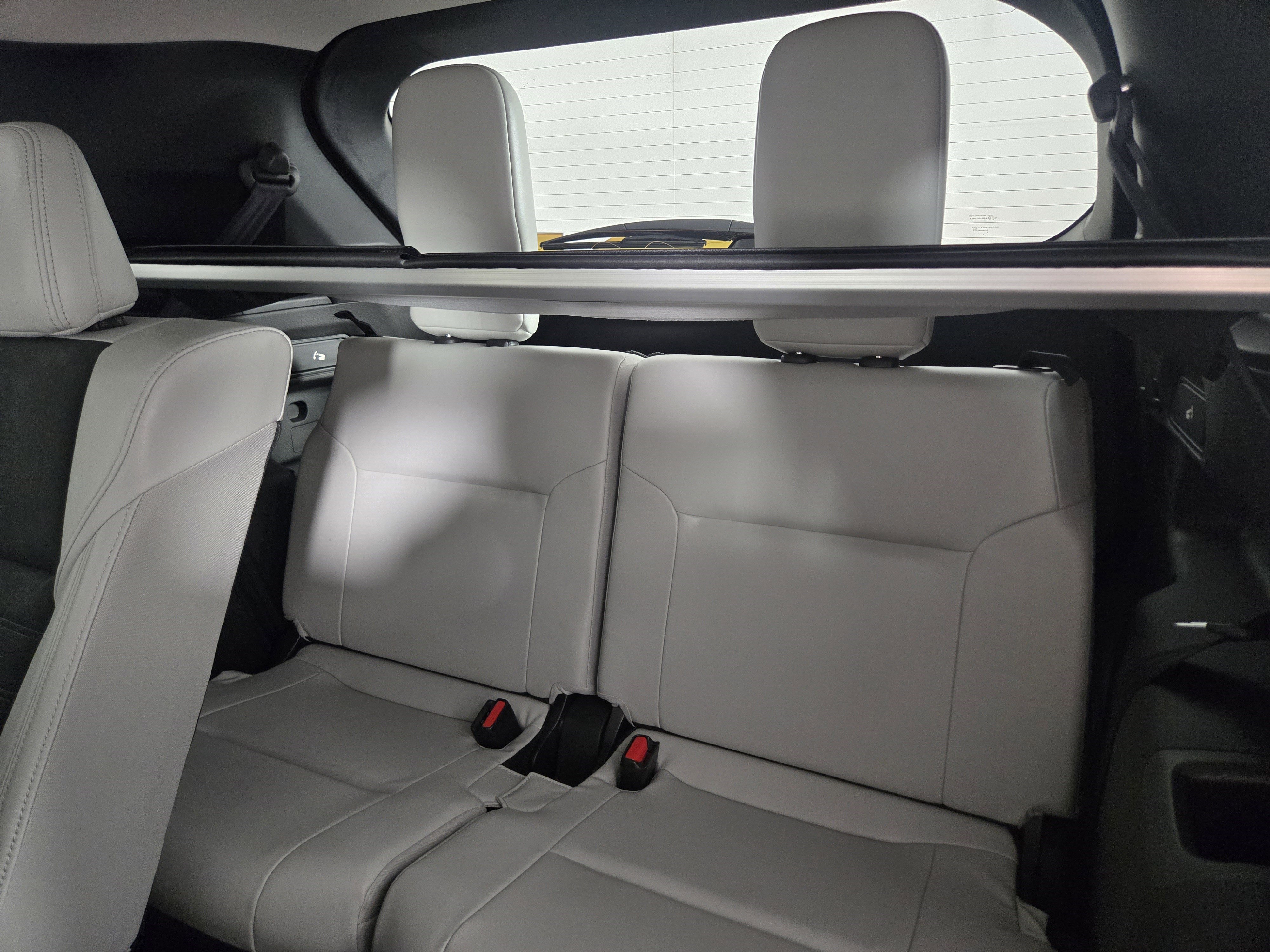 New 2025 Mitsubishi Outlander SE image 12