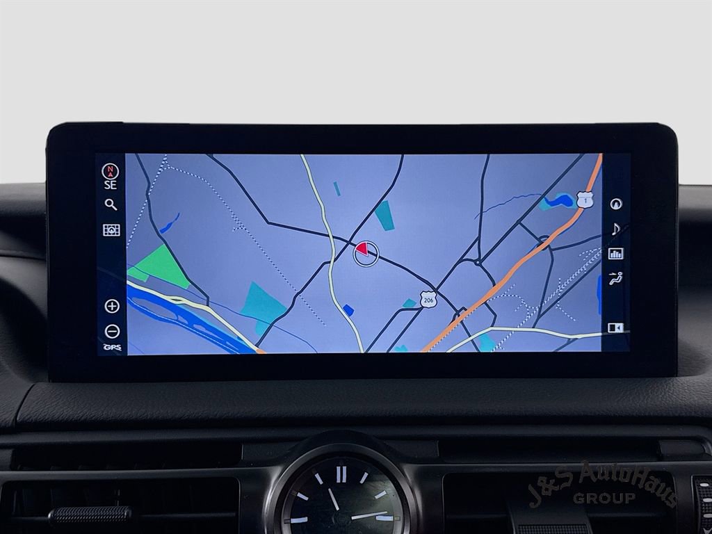 Used 2025 Lexus IS 500 RWD image 19