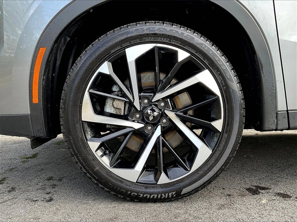 Used 2024 Mitsubishi Outlander SE image 23