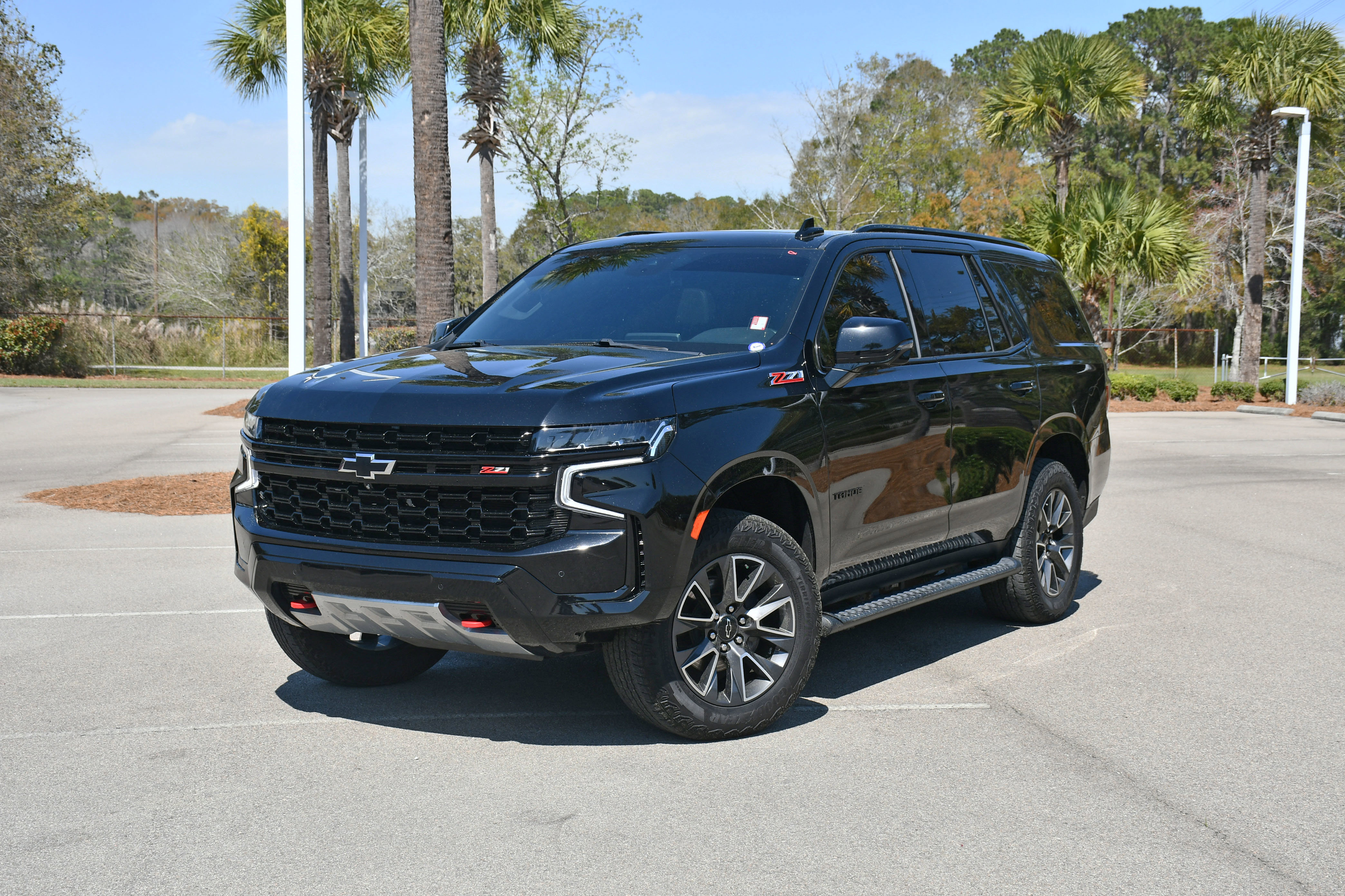 Used 2023 Chevrolet Tahoe Z71 w/ Luxury Package image 6
