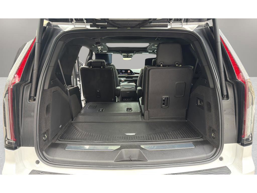 Certified 2024 Cadillac Escalade Sport Platinum w/ LPO, Floor Liner Package image 27