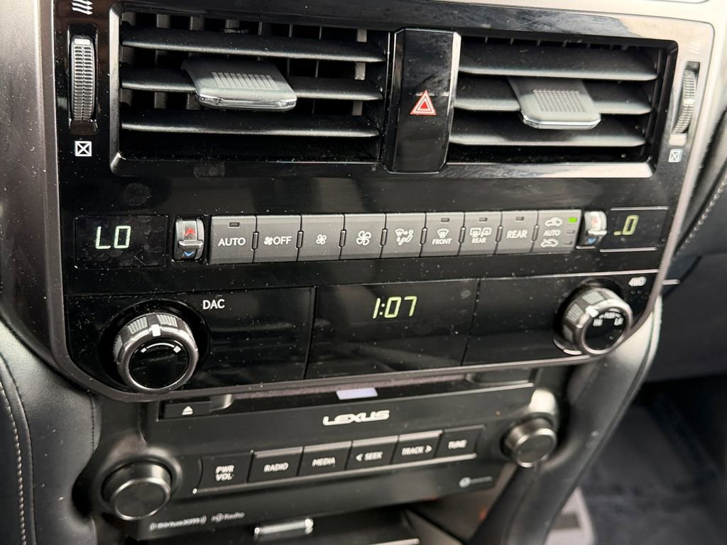 Used 2022 Lexus GX 460 w/ Black Line Special Edition AWD/4WD image 23