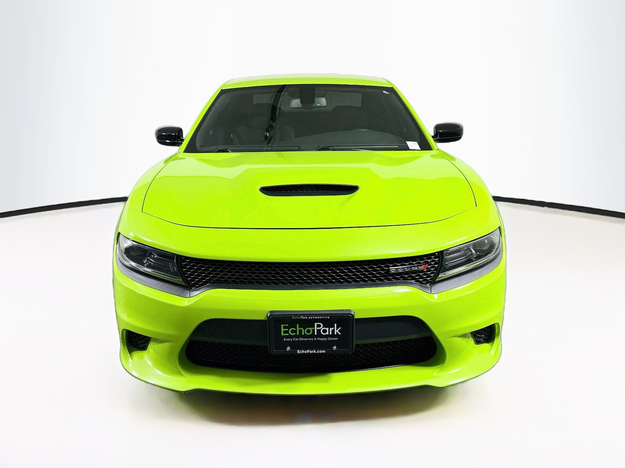 Used 2023 Dodge Charger R/T RWD image 2