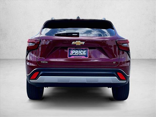 Certified 2025 Chevrolet Trax LT w/ Driver Confidence Package video 4
