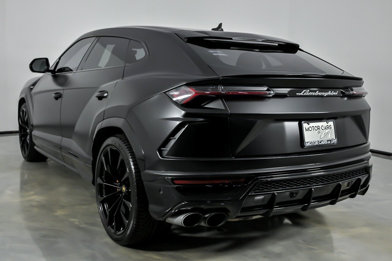 Used 2022 Lamborghini Urus AWD/4WD image 10