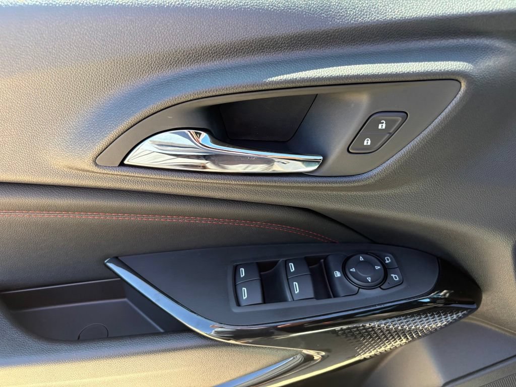 New 2026 Chevrolet Trax RS w/ Sunroof Package FWD image 14