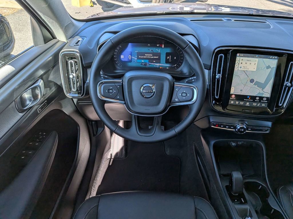 New 2026 Volvo XC40 B4 Core FWD image 16