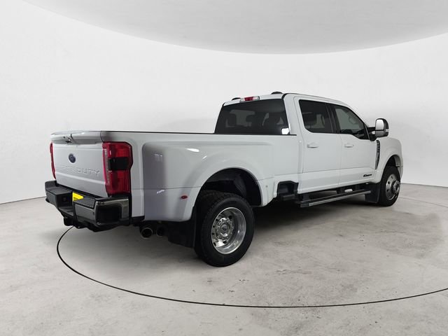Certified 2025 Ford F450 Lariat w/ FX4 Off-Road Package image 5