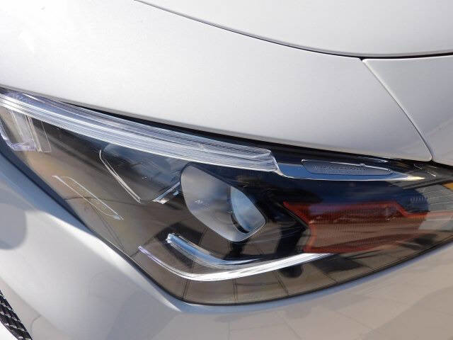 Used 2023 Mercedes-Benz CLA 250 image 33