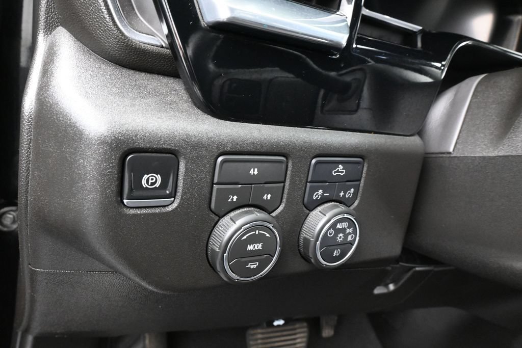 Used 2026 Chevrolet Silverado 3500 LT AWD/4WD image 14